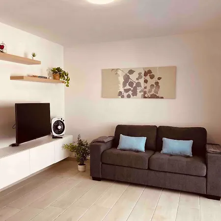 Luna -modern One Bedroom In Puerto Del Carmen Apartment *